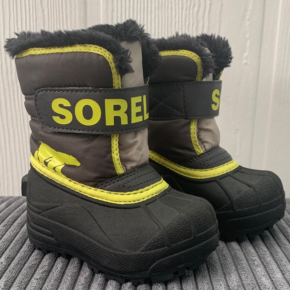 Sorel Toddler Commander Black and Yellow Kids Snow Boots Waterproof Insulated